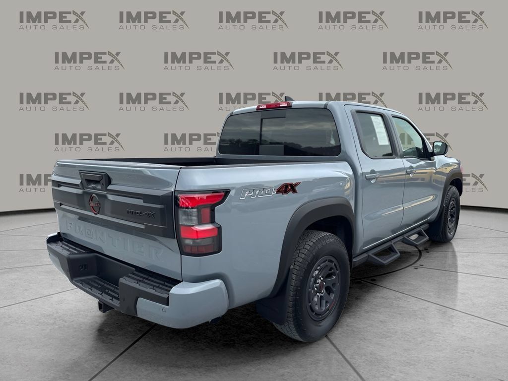 Used 2025 Nissan Frontier PRO-4X AWD/4WD image 5