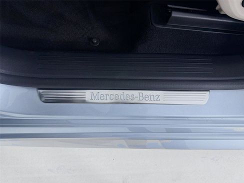 Used 2025 Mercedes-Benz GLE 350 4MATIC image 10