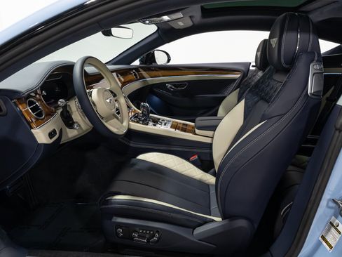 Used 2024 Bentley Continental GT V8 AWD/4WD image 36