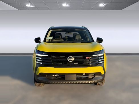 New 2026 Nissan Kicks SR FWD image 5