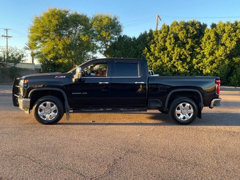 Used 2021 Chevrolet Silverado 2500 LTZ w/ LTZ Plus Package image 5