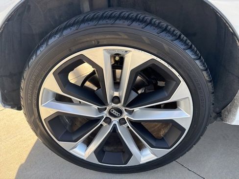 Used 2020 Audi Q3 2.0T Premium Plus image 20