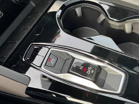 New 2025 Audi Q5 Premium Plus image 15