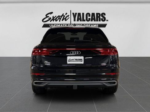 Used 2019 Audi Q8 Premium Plus w/ Premium Plus AWD/4WD image 4