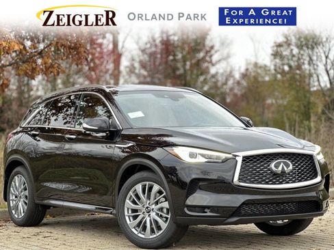 Used 2025 INFINITI QX50 Luxe w/ Accent Package image 1