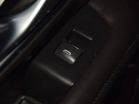 Used 2023 Chevrolet Tahoe Premier AWD/4WD image 44