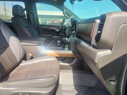 Used 2023 Chevrolet Silverado 1500 High Country w/ Technology Package AWD/4WD image 22