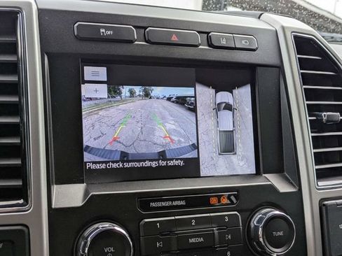 Used 2021 Ford F250 Lariat w/ Lariat Value Package RWD image 20