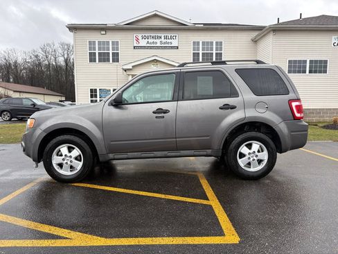 Used 2011 Ford Escape XLT w/ 201A Rapid Spec Order Code image 1
