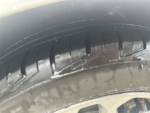Used 2013 Ford Fusion SE FWD image 16