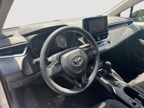 Used 2024 Toyota Corolla LE FWD image 11