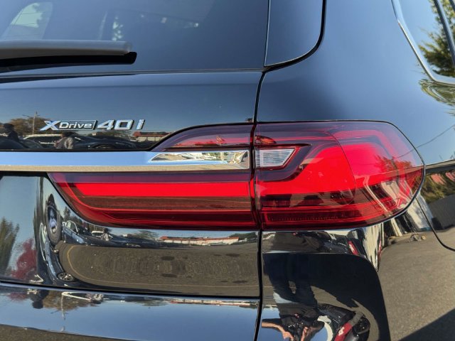 Used 2020 BMW X7 xDrive40i w/ Cold Weather Package AWD/4WD image 15