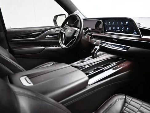 Used 2023 Cadillac Escalade ESV Sport Platinum w/ LPO, ONYX Package AWD/4WD image 14