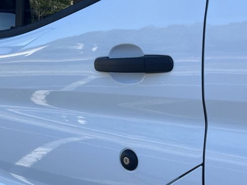 New 2026 Ford Transit 350 148 Medium Roof Wagon image 23