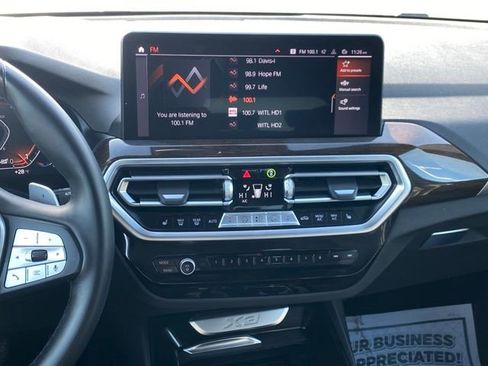 Used 2024 BMW X3 xDrive30i image 9