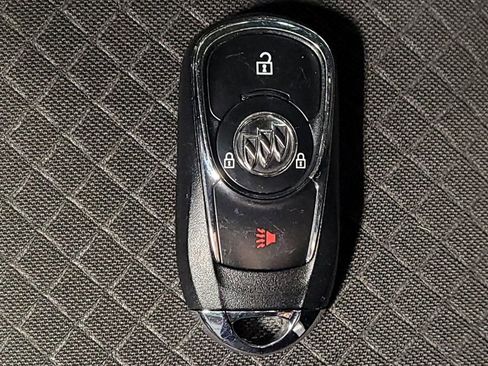 Used 2020 Buick Encore Preferred image 32