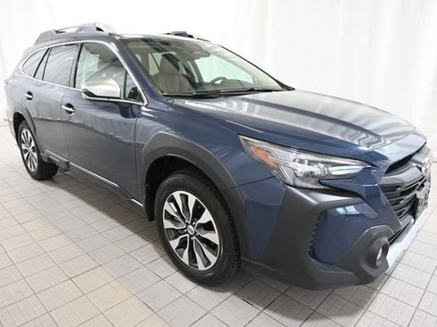 Certified 2025 Subaru Outback Touring XT AWD/4WD image 15
