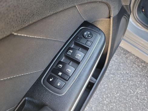 Used 2023 Dodge Charger GT image 15