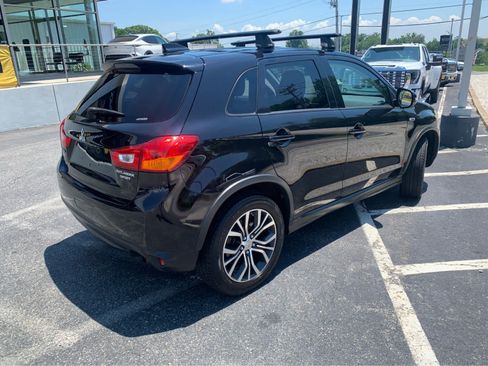 Used 2017 Mitsubishi Outlander Sport ES AWD/4WD image 7