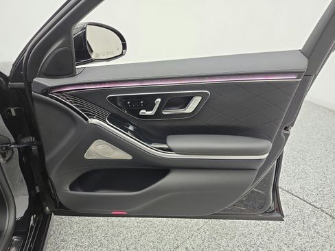 Used 2023 Mercedes-Benz S 580e 4MATIC Sedan image 21