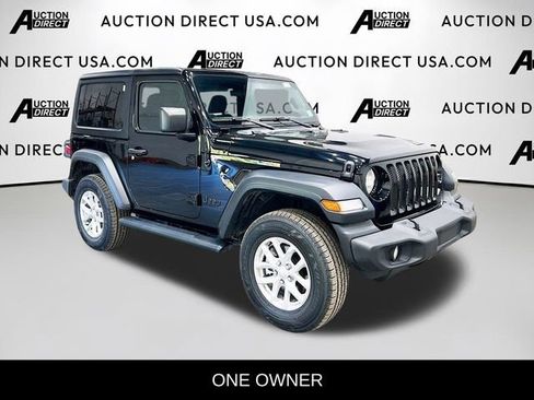 Used 2023 Jeep Wrangler Sport AWD/4WD image 2