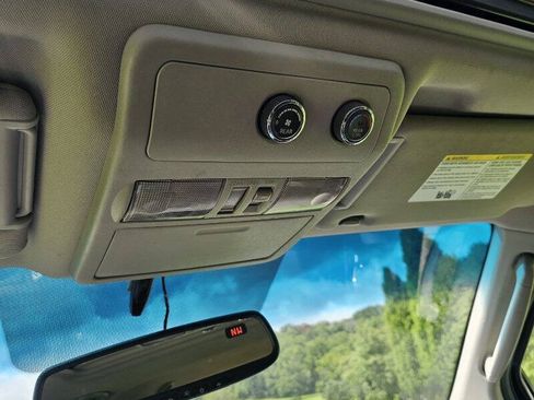 Used 2008 Nissan Pathfinder SE w/ Leather Pkg AWD/4WD image 32