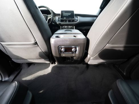 Used 2021 Chevrolet Tahoe Z71 w/ Z71 Signature Package image 21