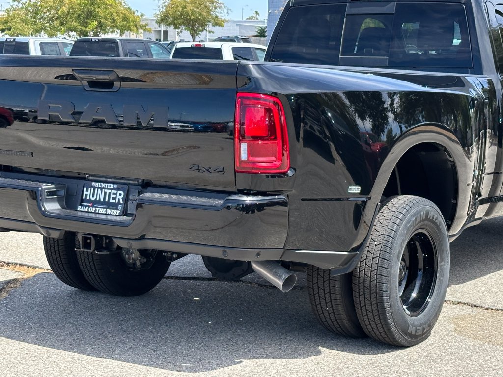 New 2026 RAM 3500 Big Horn AWD/4WD image 8
