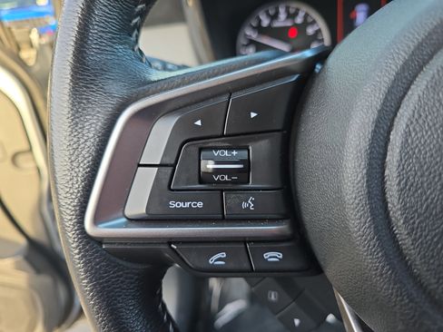 Used 2022 Subaru Outback Premium image 16