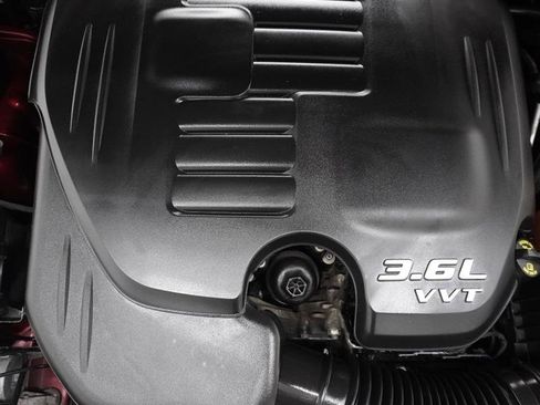 Used 2019 Chrysler 300 S RWD image 24