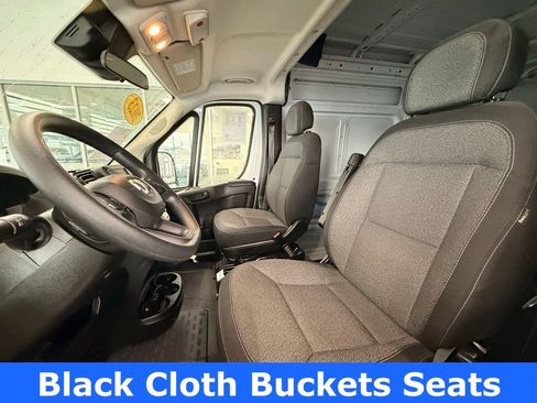 Used 2023 RAM ProMaster 2500 image 21