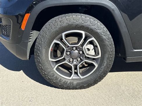 Used 2022 Jeep Grand Cherokee Trailhawk w/ ADV Protech Group II image 10