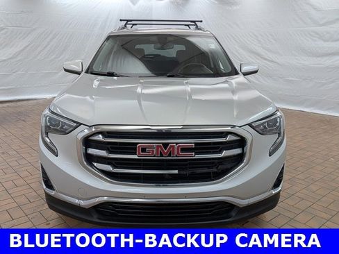 Used 2018 GMC Terrain SLT image 2