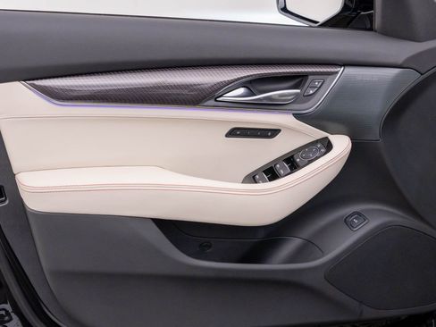 New 2026 Cadillac CT5 V AWD/4WD image 12
