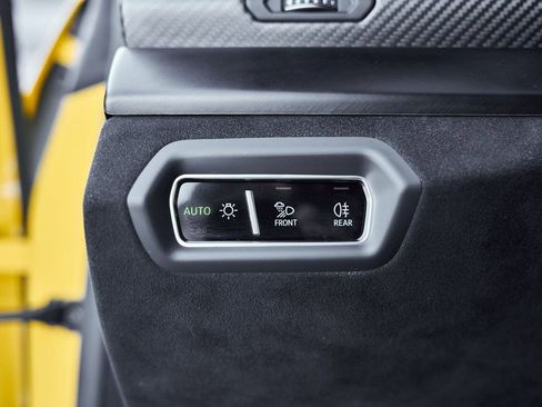 Used 2024 Lamborghini Urus Performante image 51