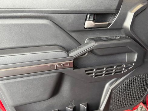 New 2025 Toyota Tacoma TRD Off-Road image 15