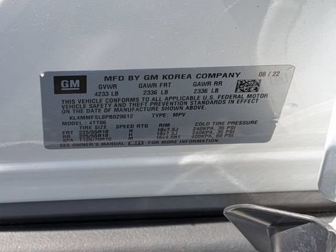 Used 2023 Buick Encore GX Essence w/ Experience Buick Package FWD image 40