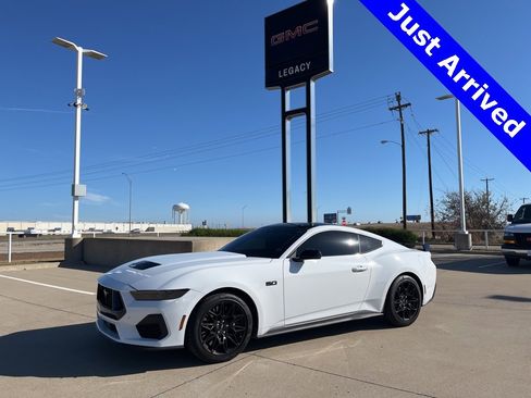 Used 2025 Ford Mustang GT Premium w/ GT Performance Package image 1