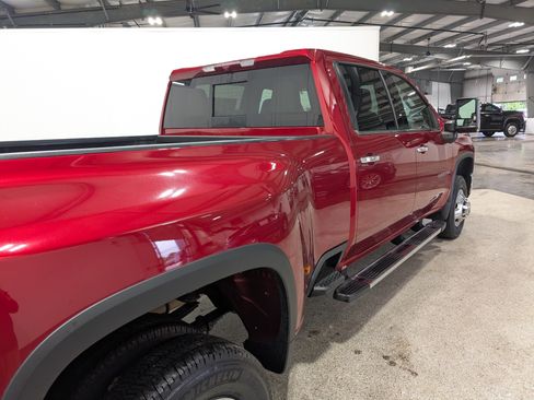 Used 2025 Chevrolet Silverado 3500 LTZ w/ LTZ Plus Package AWD/4WD image 3