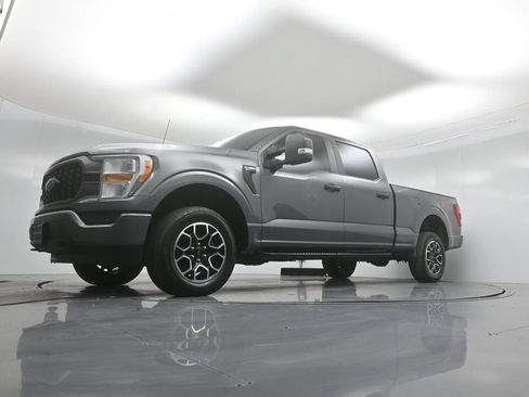 Certified 2022 Ford F150 XL w/ STX Appearance Package AWD/4WD image 43