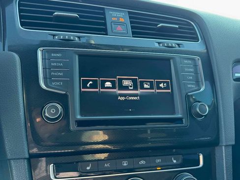 Used 2017 Volkswagen GTI S image 16