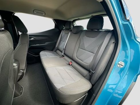 New 2027 Chevrolet Bolt LT w/ Comfort Package FWD image 26