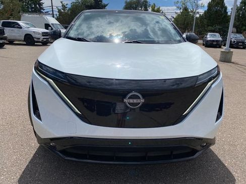 Used 2024 Nissan Ariya AWD image 8
