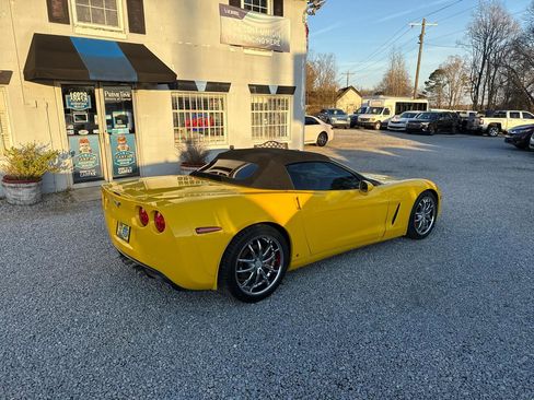 Used 2006 Chevrolet Corvette Convertible w/ Preferred Equipment Group image 8