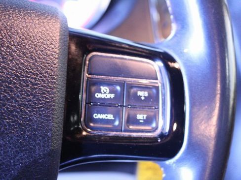 Used 2018 Dodge Grand Caravan SXT image 15