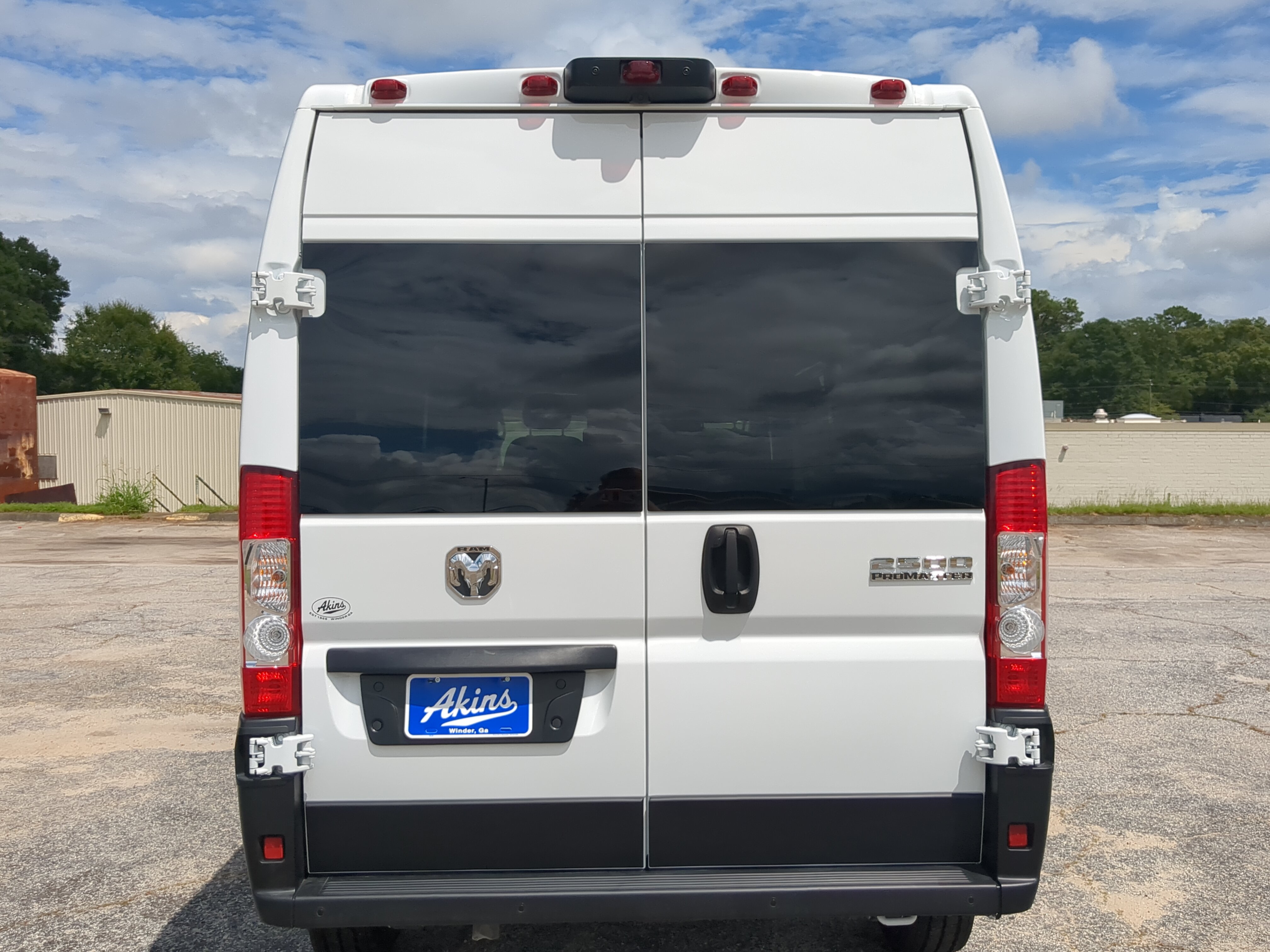 New 2026 RAM ProMaster 2500 w/ Premium Convenience Group FWD image 4