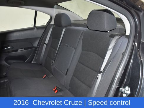 Used 2016 Chevrolet Cruze LT FWD image 24