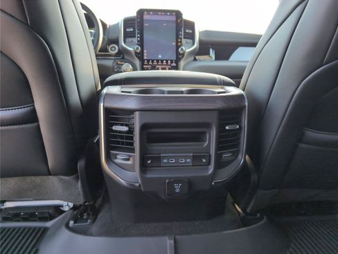 New 2026 RAM 1500 Laramie AWD/4WD image 37