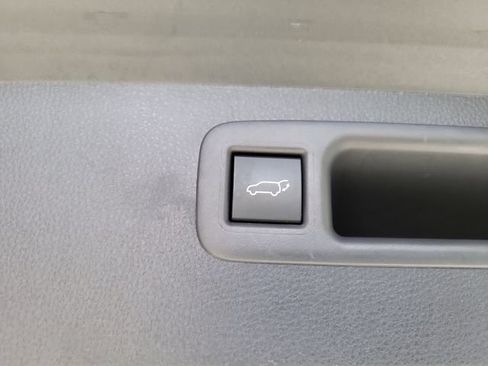 Used 2026 Toyota Highlander XLE AWD/4WD image 12