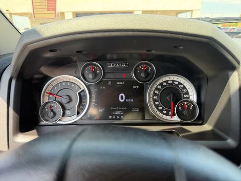 Used 2017 RAM 1500 Big Horn AWD/4WD image 33
